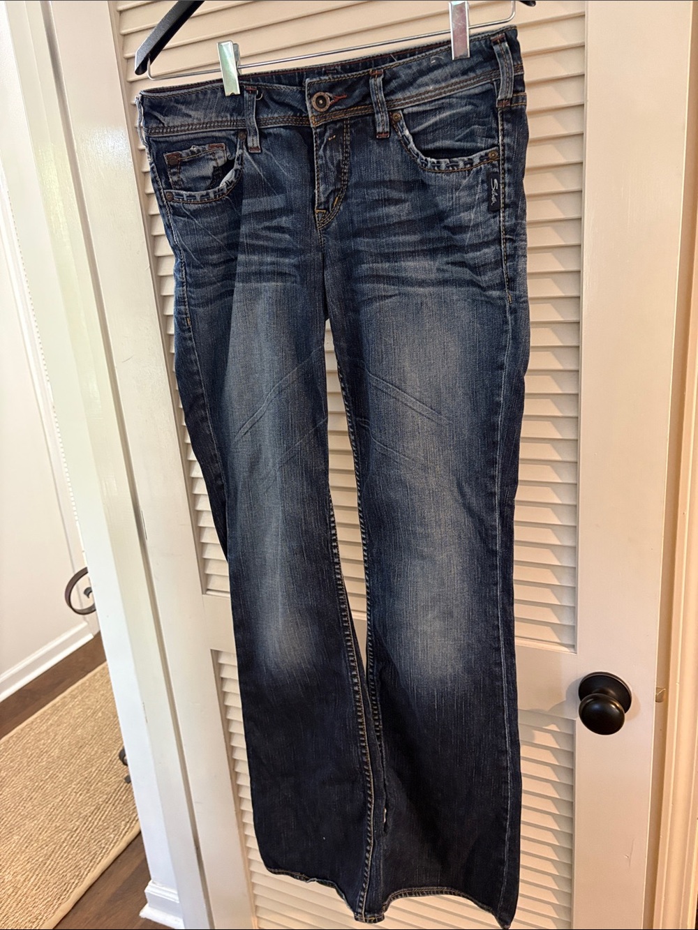 Classic Women's Dark Wash Bootcut Jeans - Blue